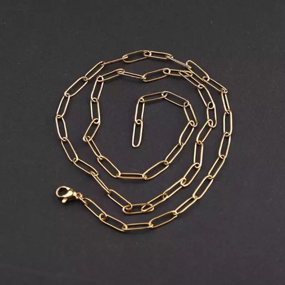 Dainty Gold Plated Paperclip Chain Necklace - Picture 2 of 5